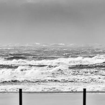 Knappe Met Subliem Zeezicht! Appartement