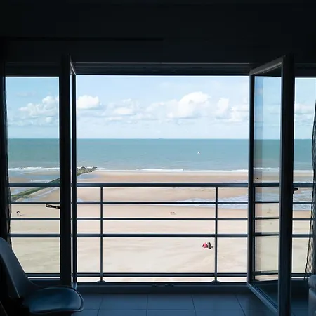 Knappe Met Subliem Zeezicht! *