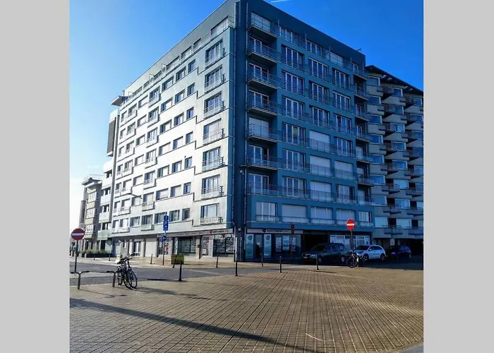 Apartment Knappe Met Subliem Zeezicht!