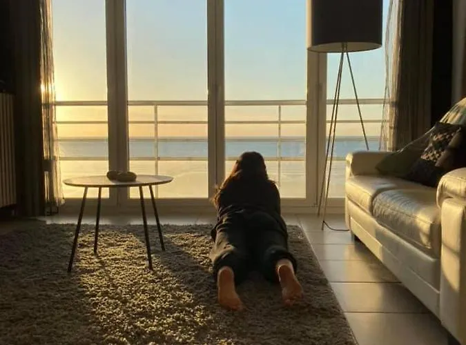 Apartment Knappe Met Subliem Zeezicht! *